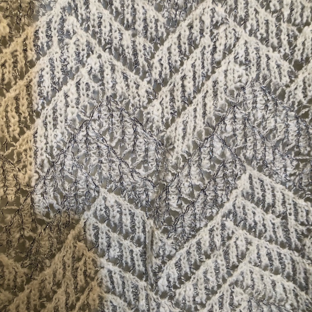 Lucky Sweaters - Picture 2 of 6